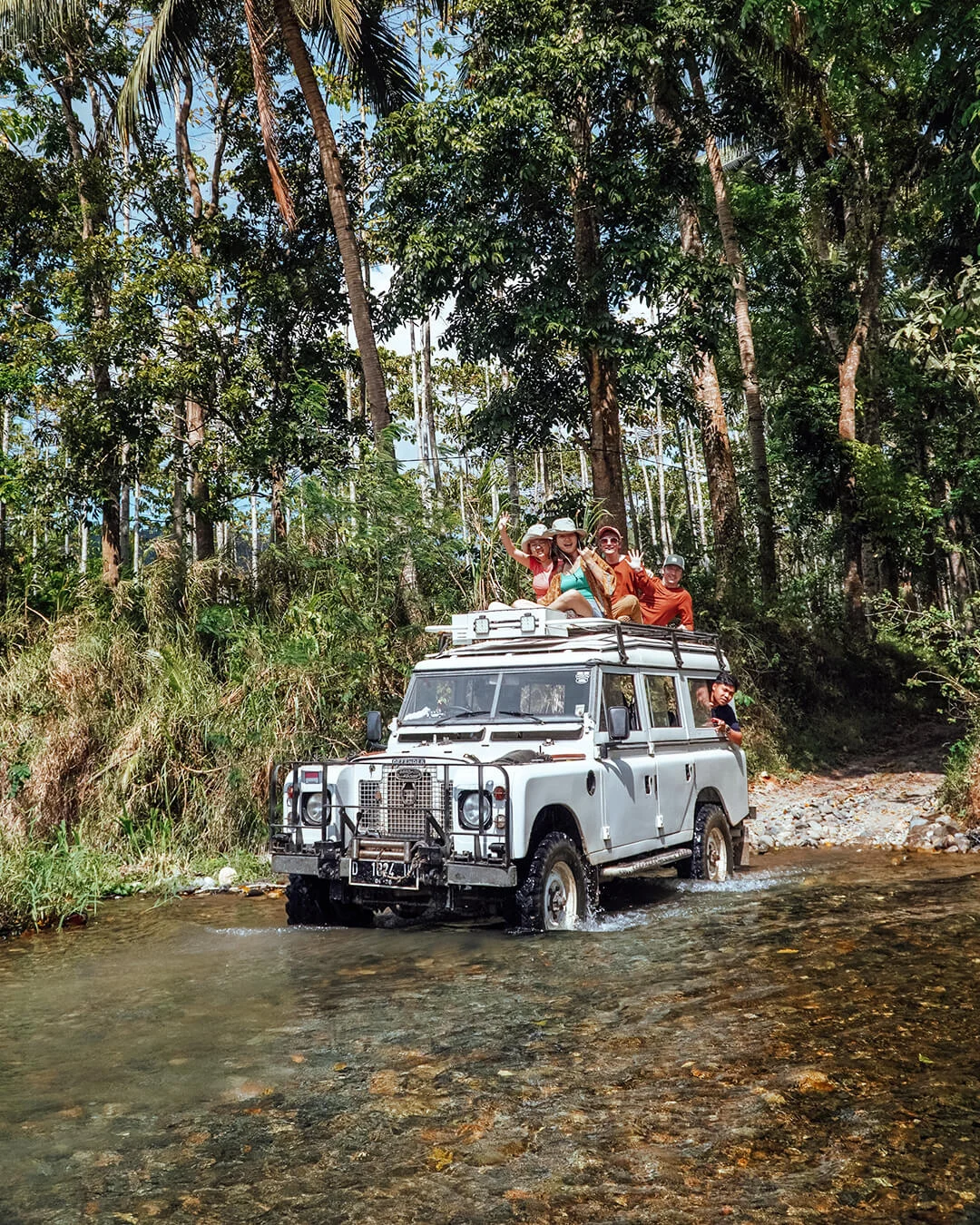 Beyond Horizon Trails