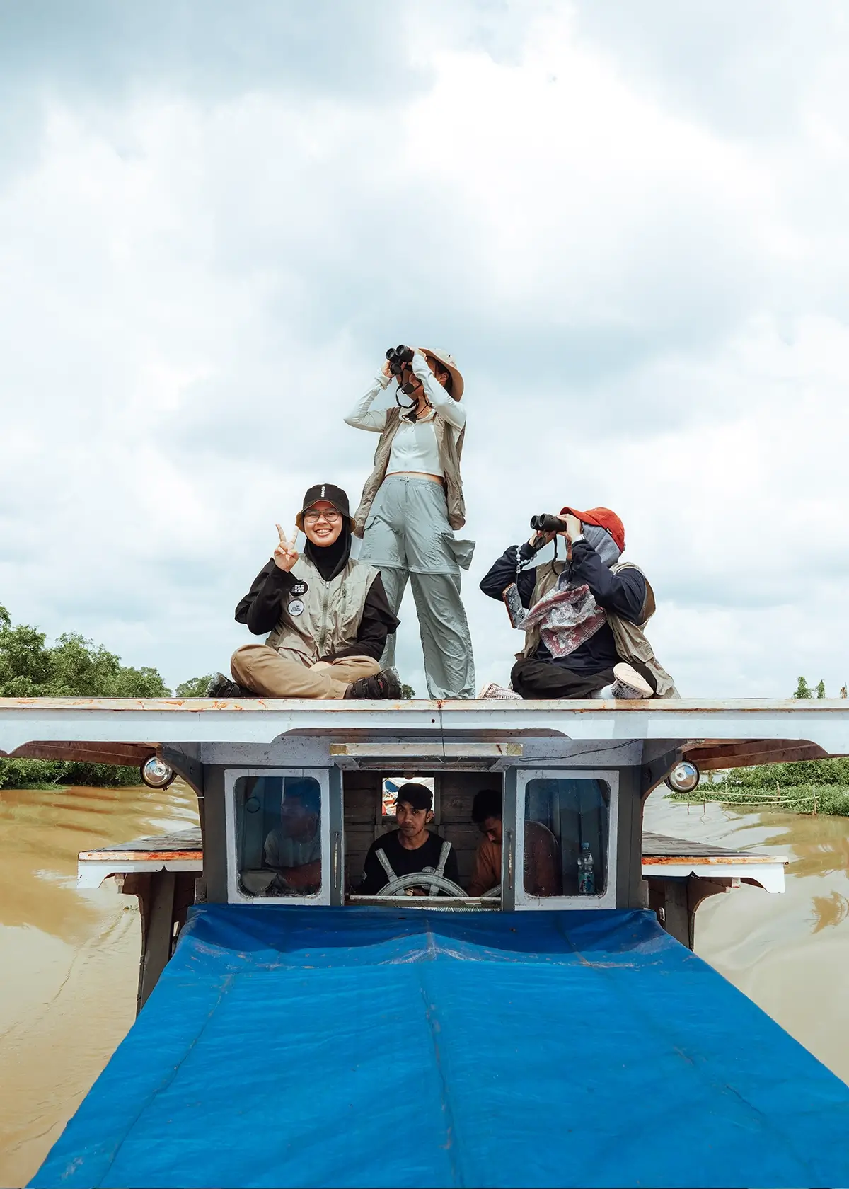 Enjoy a 98km river & 3-6km jungle patrol.